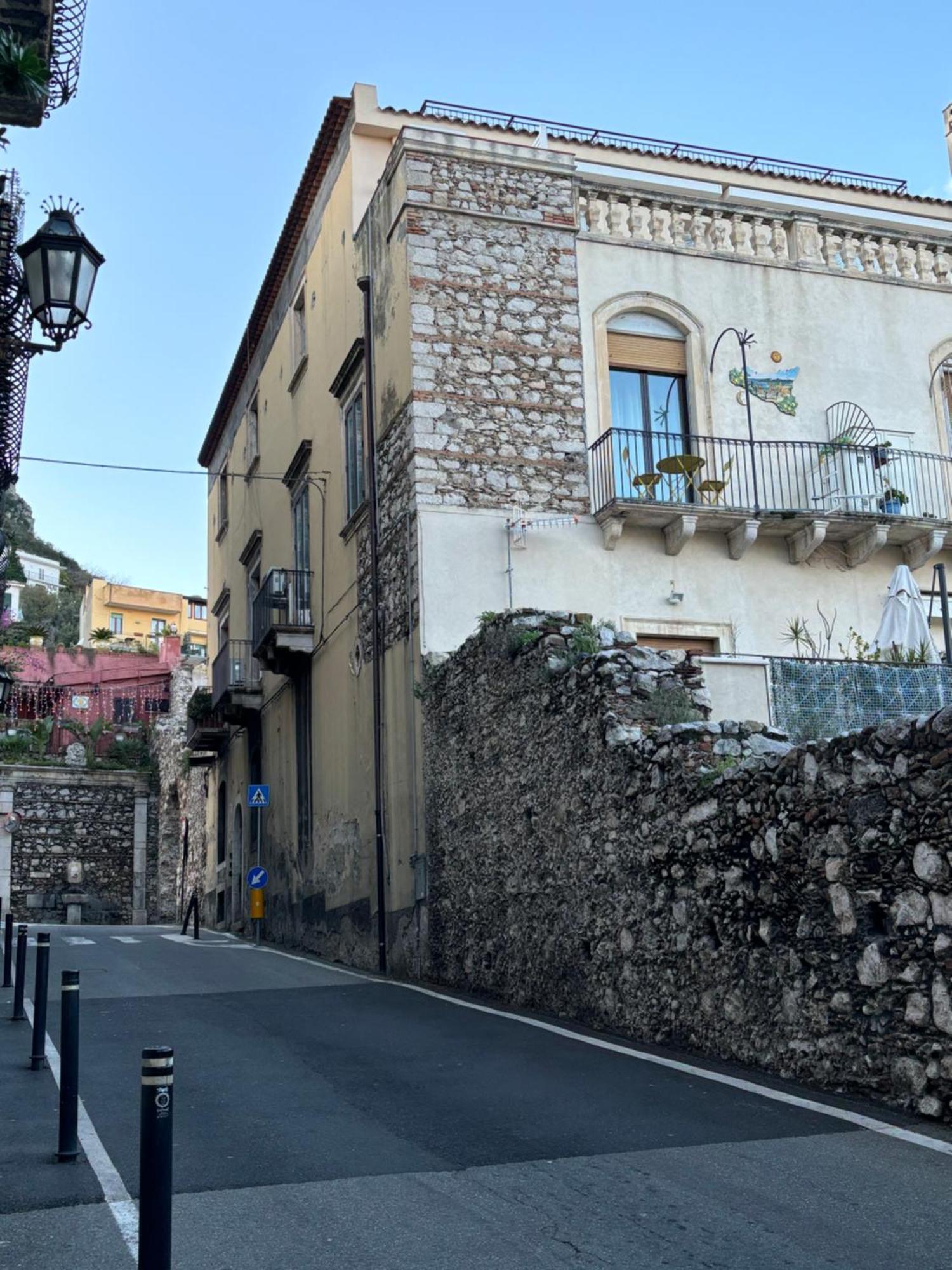 C'Est La Vie Taormina Apartment Exterior photo